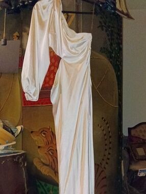 Showpo White Satin One-Shoulder Gown